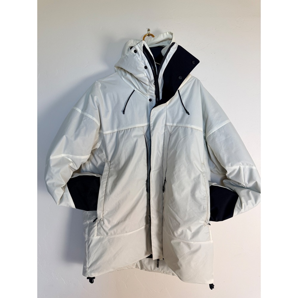 Vollebak Solar Charged Puffer Jacket Glow In The Dark Ski  XXL Made Romania